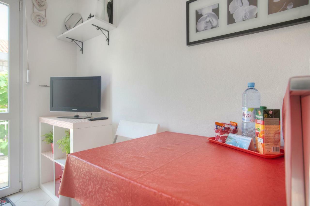 Apartmani Daco Sveti Stefan Exterior foto