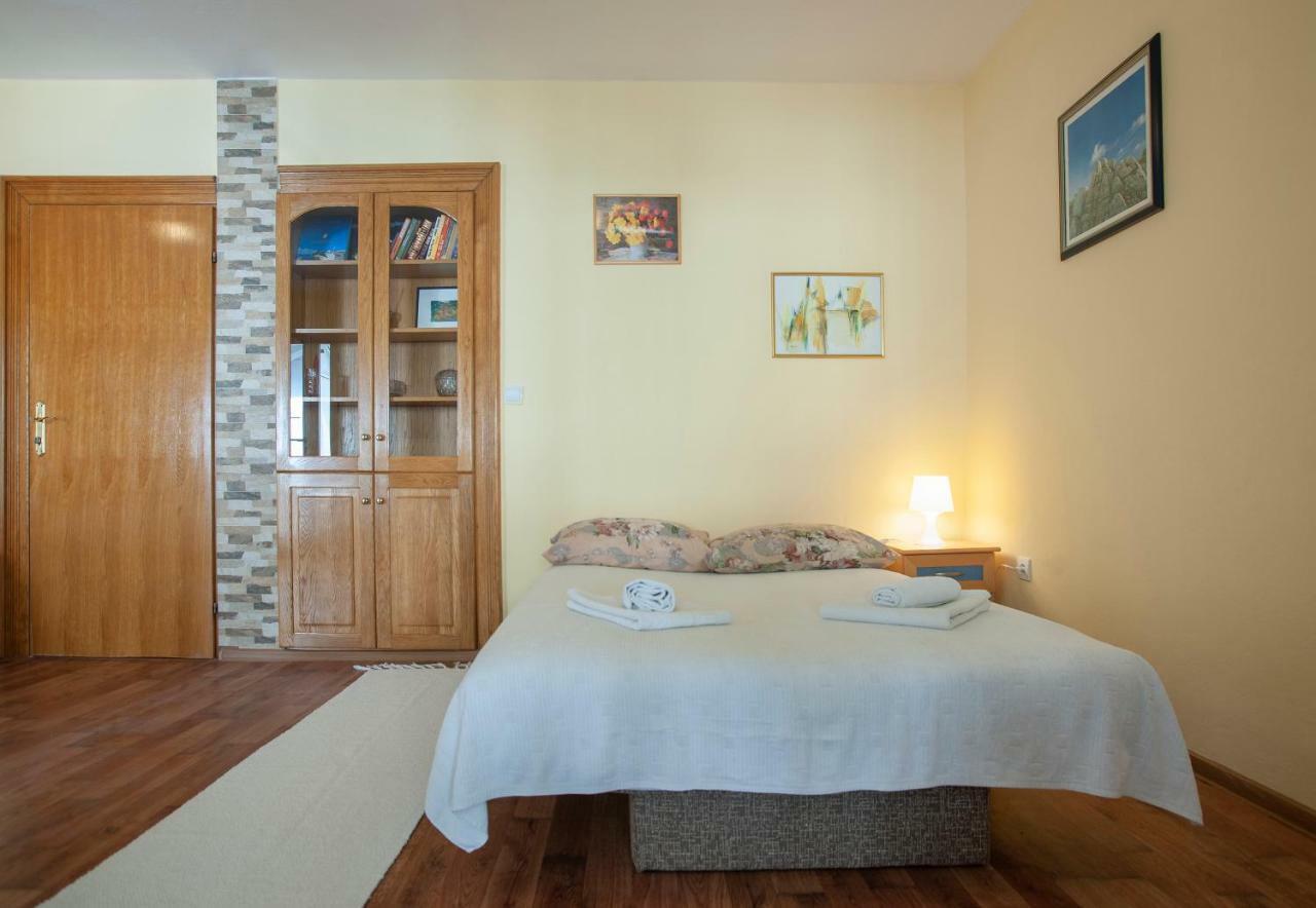 Apartmani Daco Sveti Stefan Exterior foto